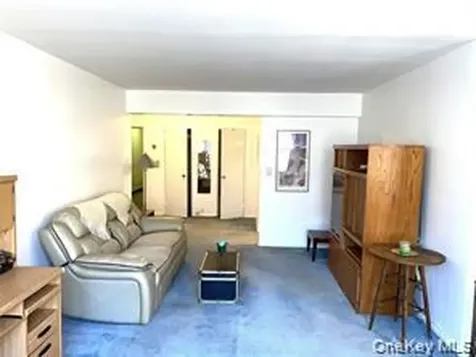 650 Warburton Avenue Yonkers NY 10701