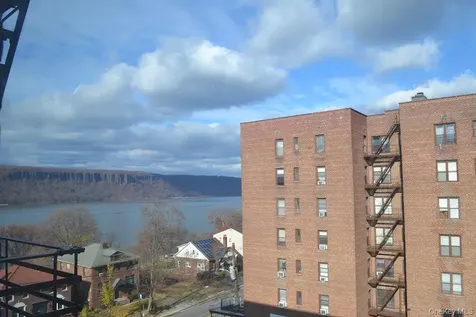 650 Warburton Avenue Yonkers NY 10701