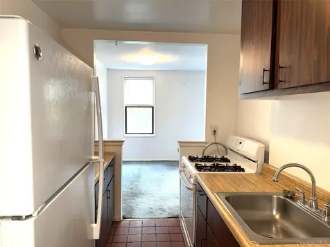 650 Warburton Avenue Yonkers NY 10701