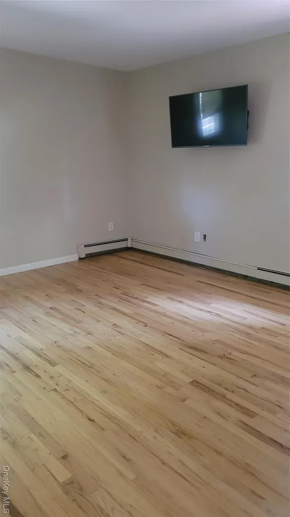 80-82 Laurel Boulevard Ronkonkoma NY 11779