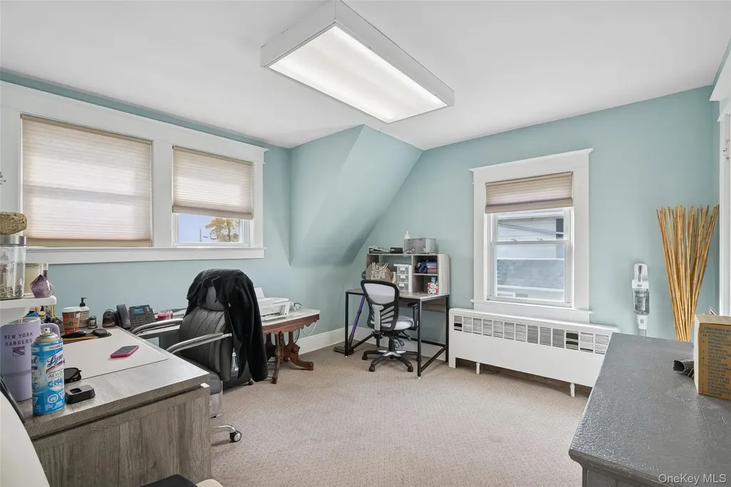 12 Manor Road Smithtown NY 11787