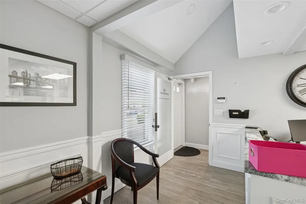 12 Manor Road Smithtown NY 11787