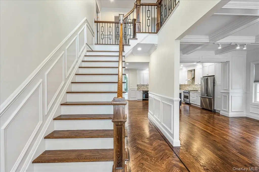 55 Fieldstone Drive Syosset NY 11791