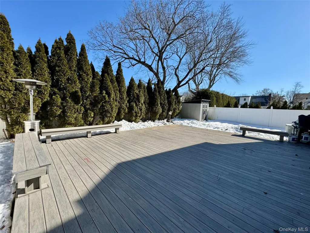55 Fieldstone Drive Syosset NY 11791