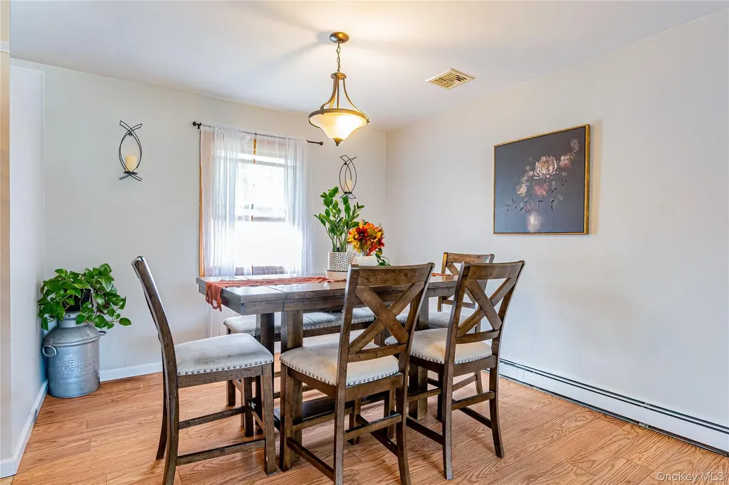 32 Deer Run Road Poughkeepsie NY 12603