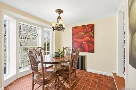 333 W Hartsdale Avenue Hartsdale NY 10530