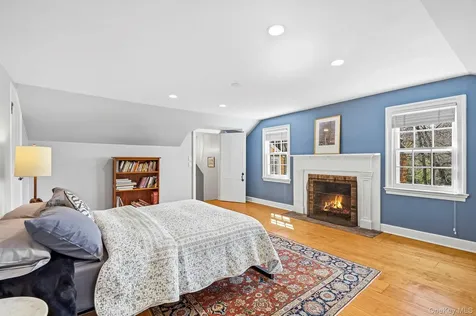 333 W Hartsdale Avenue Hartsdale NY 10530