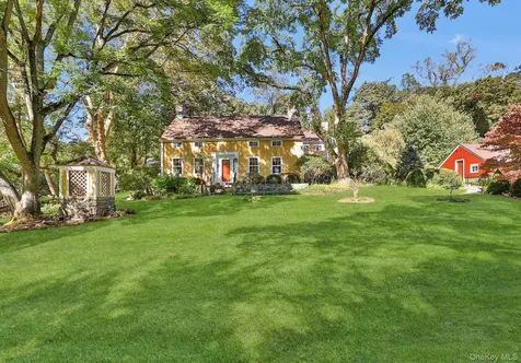 333 W Hartsdale Avenue Hartsdale NY 10530