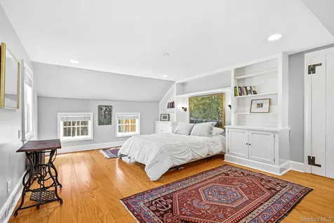 333 W Hartsdale Avenue Hartsdale NY 10530
