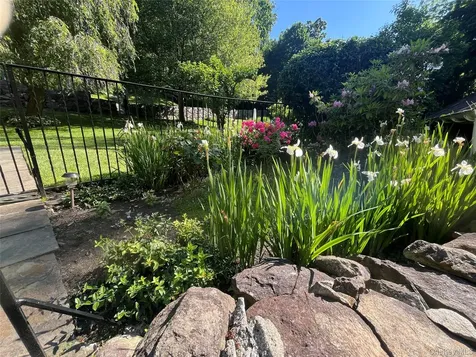 333 W Hartsdale Avenue Hartsdale NY 10530