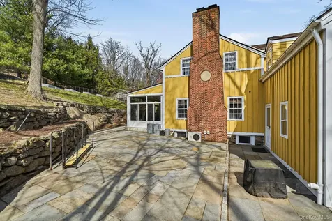 333 W Hartsdale Avenue Hartsdale NY 10530