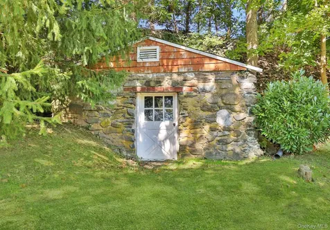 333 W Hartsdale Avenue Hartsdale NY 10530