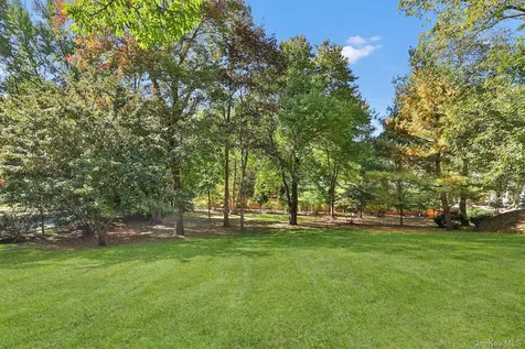 333 W Hartsdale Avenue Hartsdale NY 10530