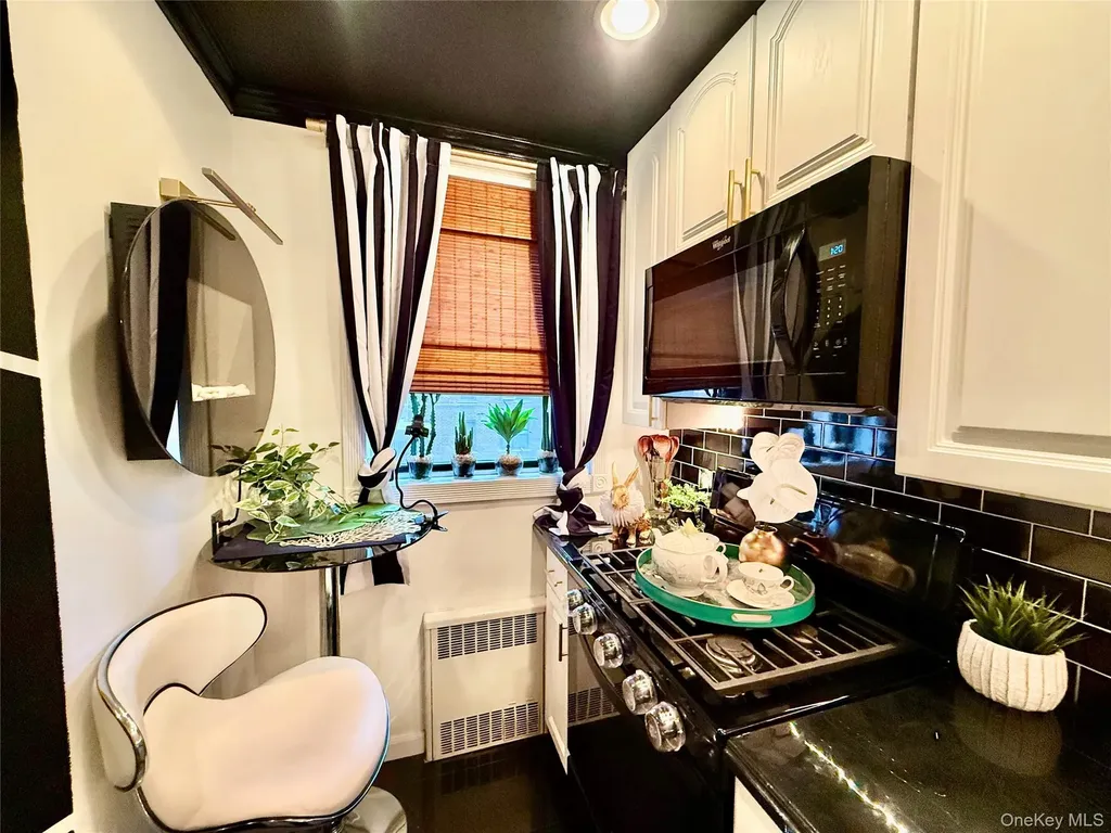 112-25 34th Avenue Corona NY 11368