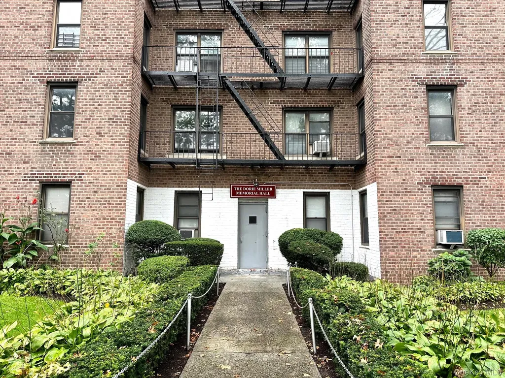 112-25 34th Avenue Corona NY 11368
