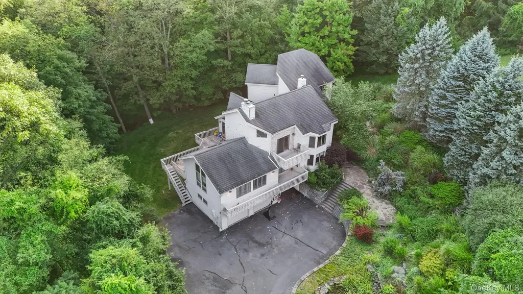 25 S Ridge Road Pomona NY 10970