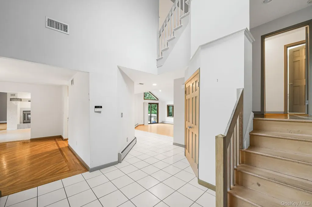 25 S Ridge Road Pomona NY 10970