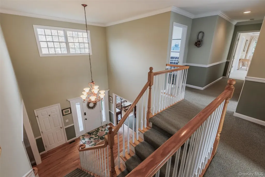 16 Ashley Loop Northport NY 11768