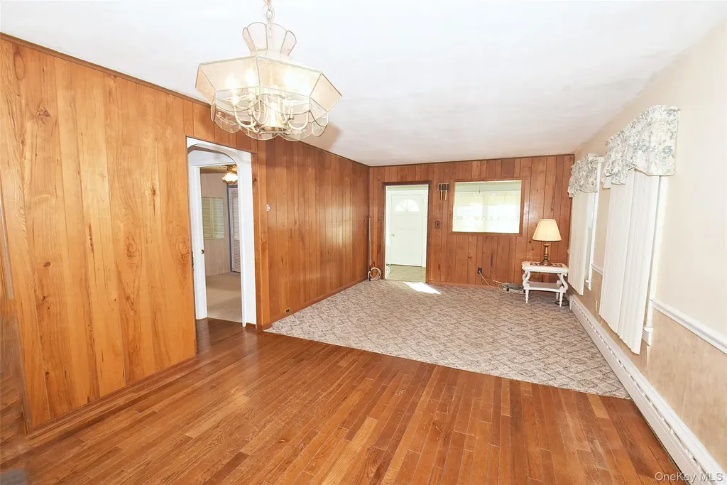 3041 Eastern Parkway Baldwin NY 11510
