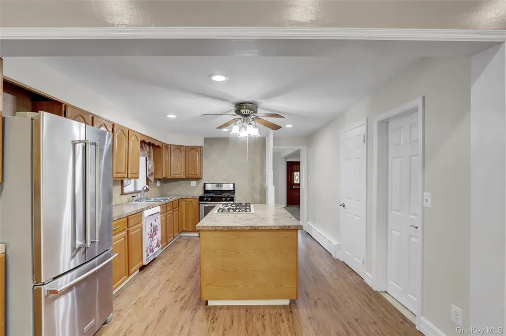 60 Parsons Drive Hempstead NY 11550