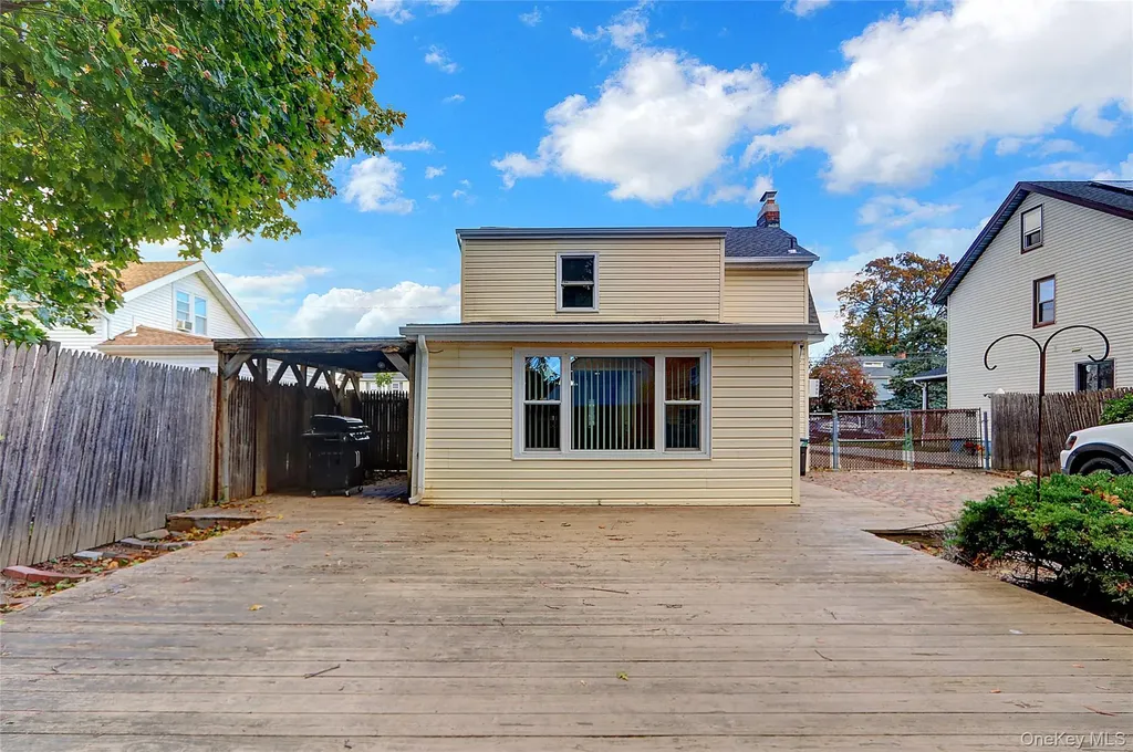 60 Parsons Drive Hempstead NY 11550