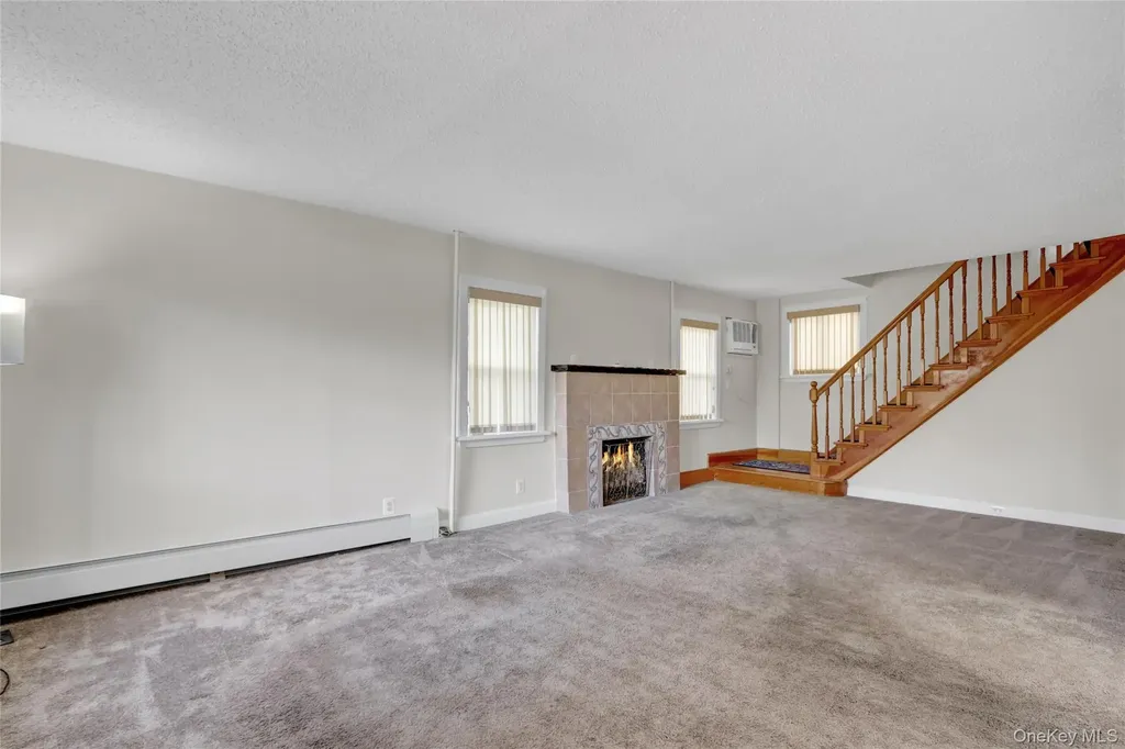 60 Parsons Drive Hempstead NY 11550