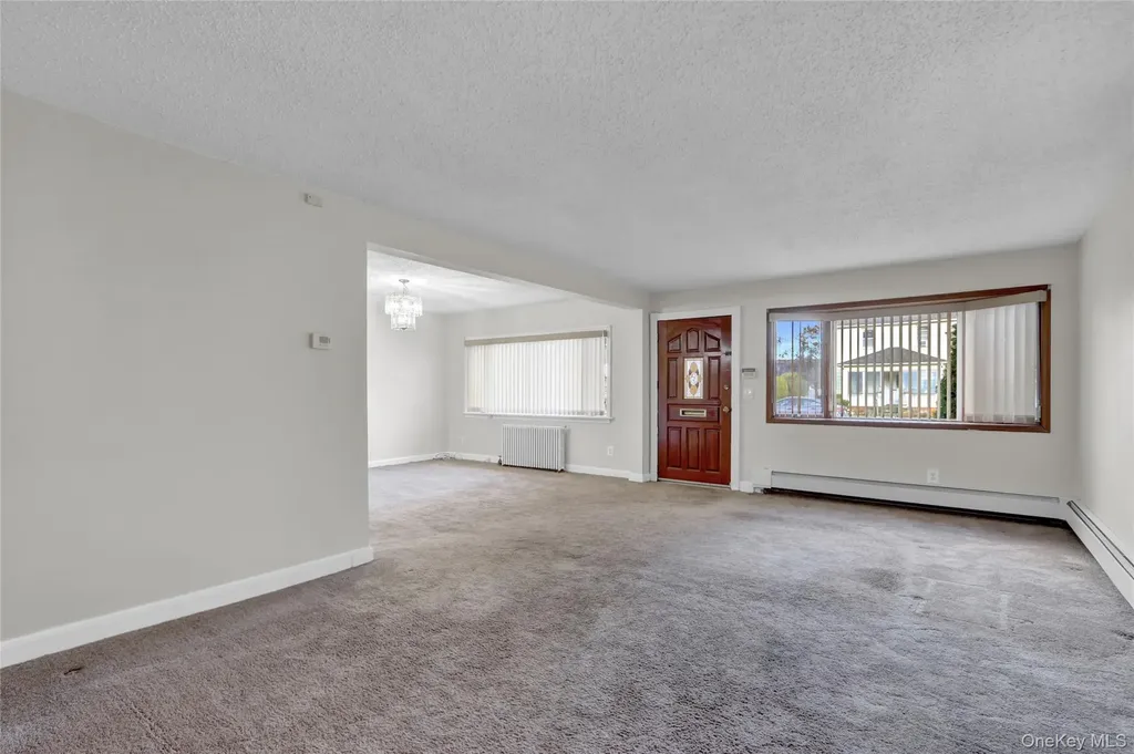 60 Parsons Drive Hempstead NY 11550