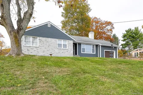 39 Susan Drive Balmville NY 12550