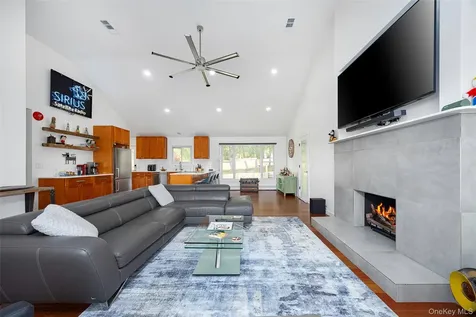 39 Susan Drive Balmville NY 12550