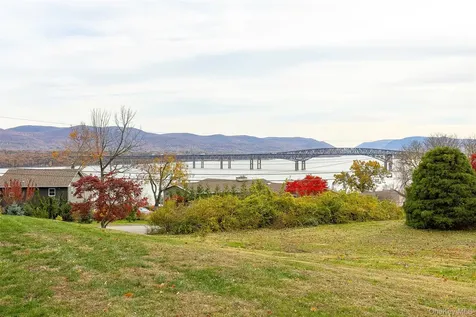 39 Susan Drive Balmville NY 12550