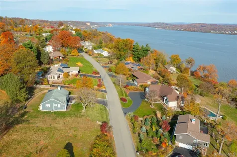 39 Susan Drive Balmville NY 12550