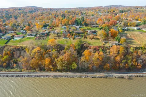 39 Susan Drive Balmville NY 12550