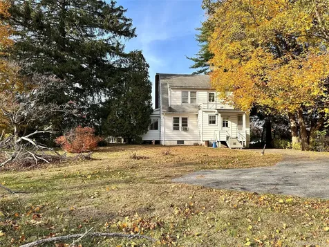 219 Rockledge Avenue Buchanan NY 10511