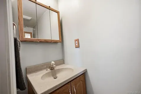 19 Dogwood Lane Manorville NY 11949