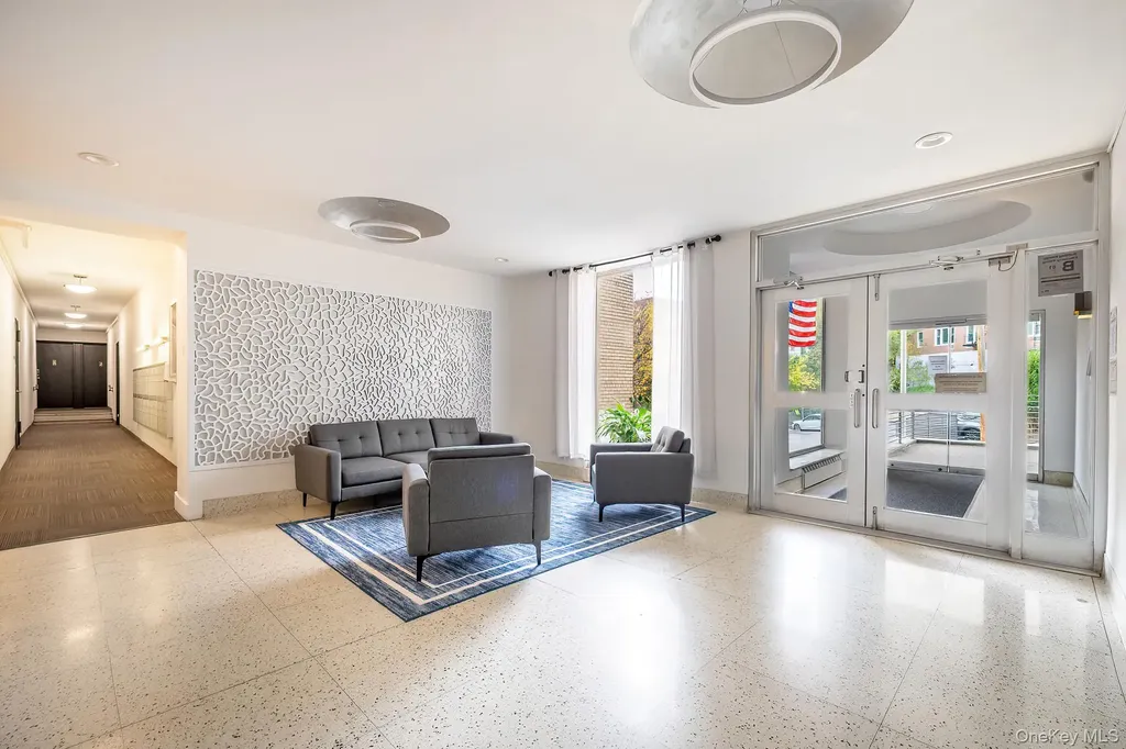 2390 Palisade Avenue Bronx NY 10463