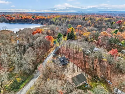 375 Salisbury Turnpike Rhinebeck NY 12572