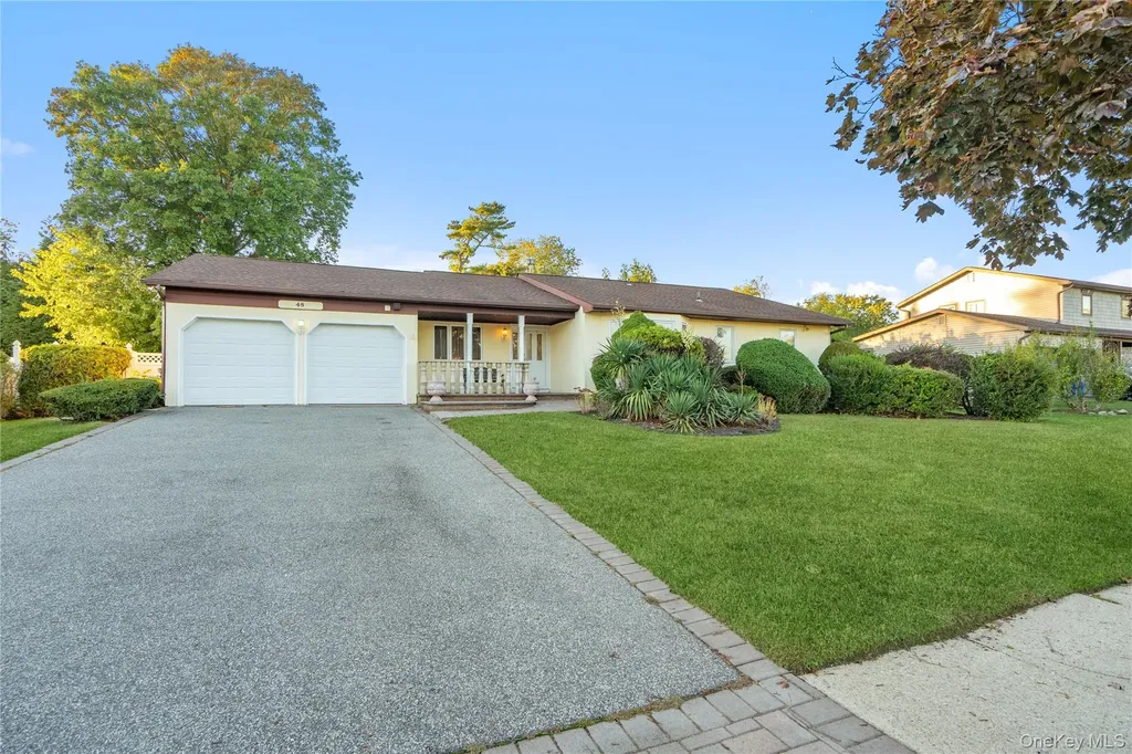 48 Fairfield Drive Dix Hills NY 11746
