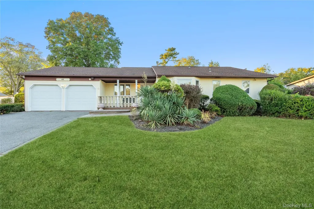 48 Fairfield Drive Dix Hills NY 11746
