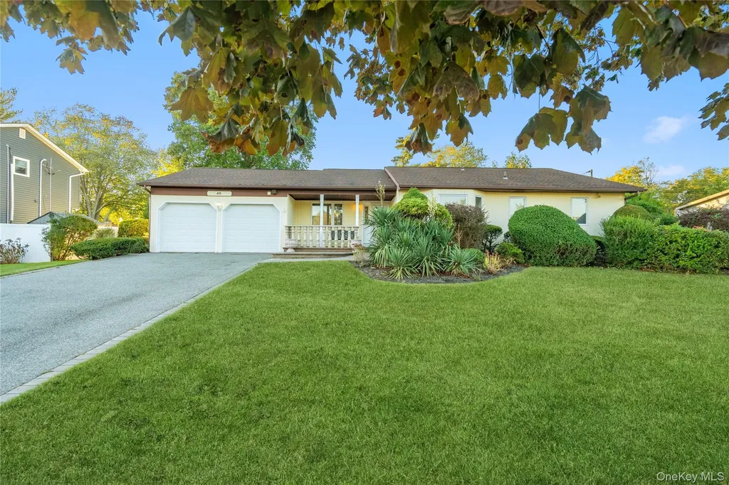 48 Fairfield Drive Dix Hills NY 11746