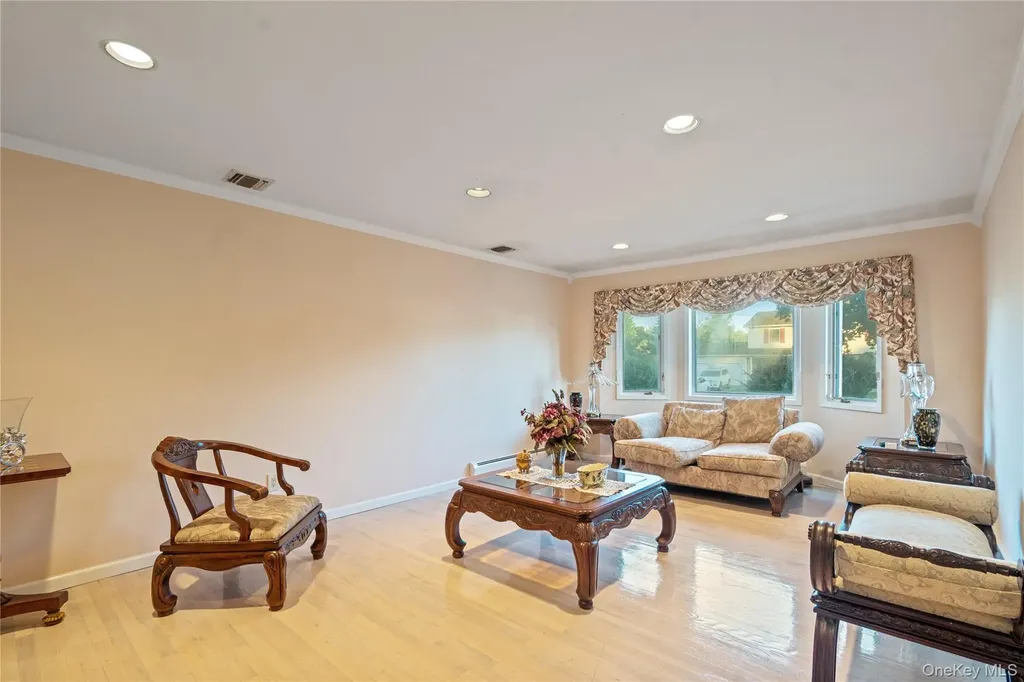 48 Fairfield Drive Dix Hills NY 11746