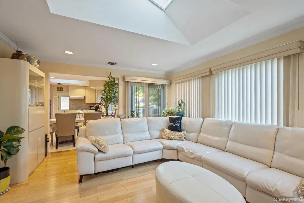 48 Fairfield Drive Dix Hills NY 11746