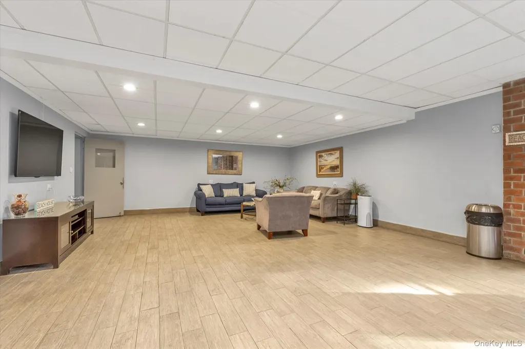 740 Broadway Long Beach NY 11561