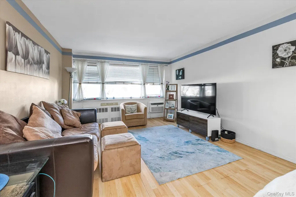 740 Broadway Long Beach NY 11561