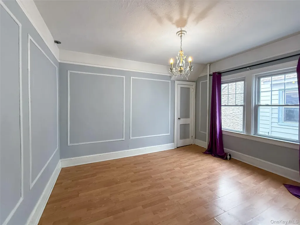 163 Shaw Avenue Valley Stream NY 11580