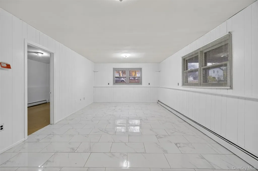 404 Carlton Circle New Windsor NY 12553