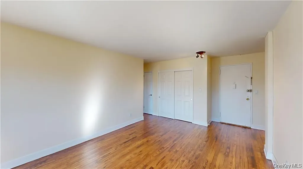 4200 Herkimer Place Bronx NY 10470