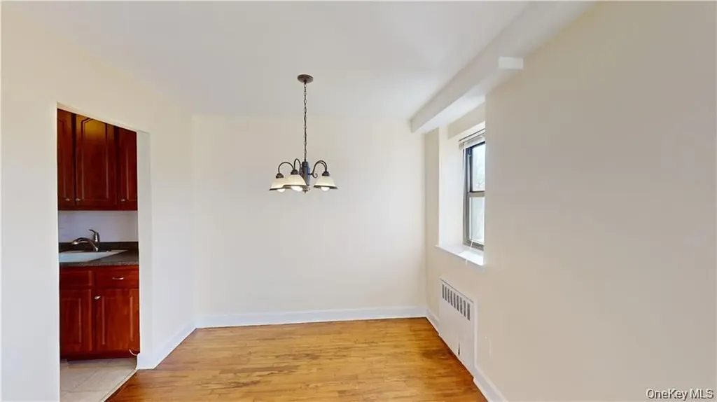 4200 Herkimer Place Bronx NY 10470