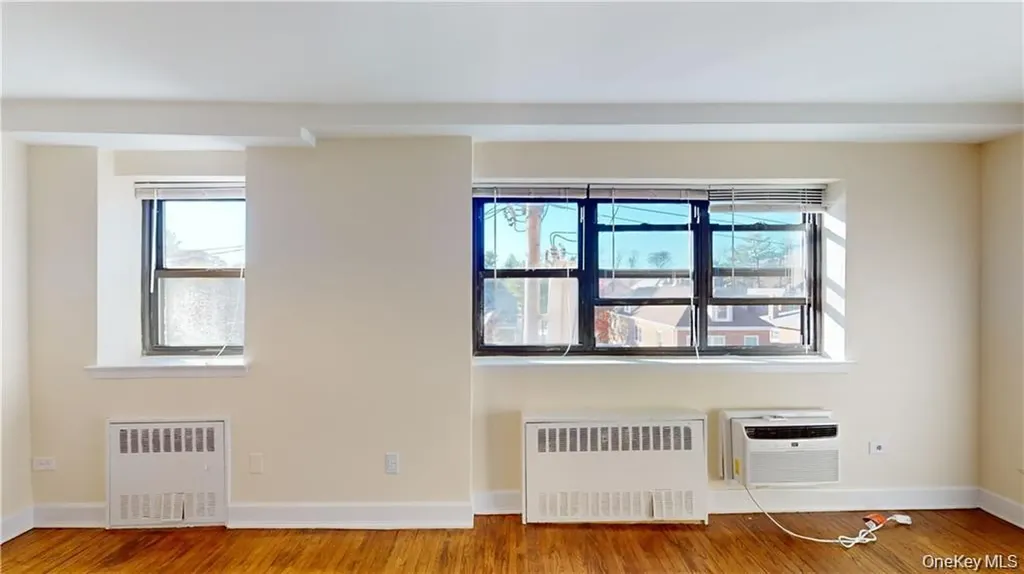 4200 Herkimer Place Bronx NY 10470
