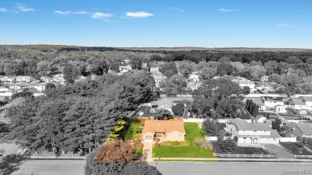 53 Stevenson Place Deer Park NY 11729