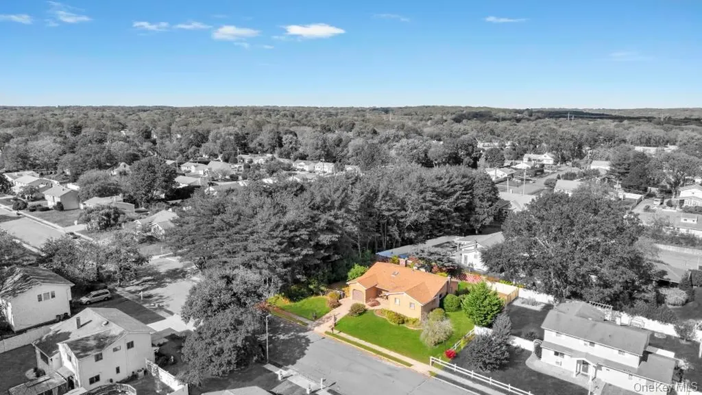 53 Stevenson Place Deer Park NY 11729